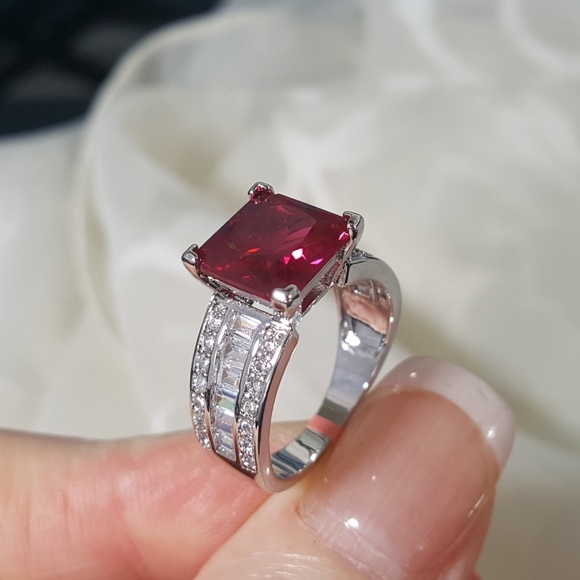 Simulated Ruby n White Diamonds - Picture 3 of 8